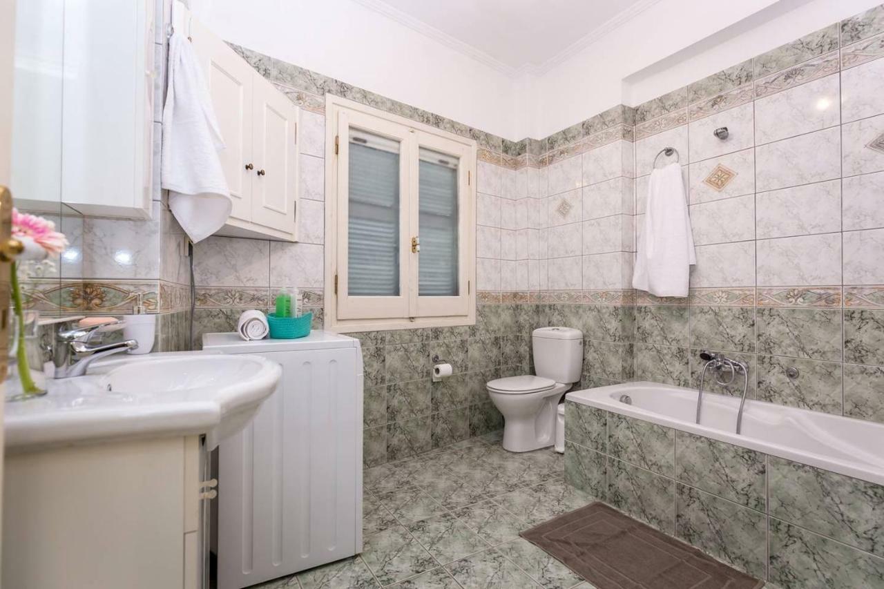 Mantouki Spacious Maisonette - Roof Top View Of Corfu Port מראה חיצוני תמונה
