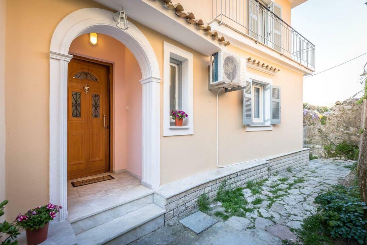 Mantouki Spacious Maisonette - Roof Top View Of Corfu Port מראה חיצוני תמונה